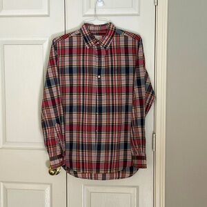 Old Navy vintage Plaid Long Sleeve Button Down Shirt
25.36.09